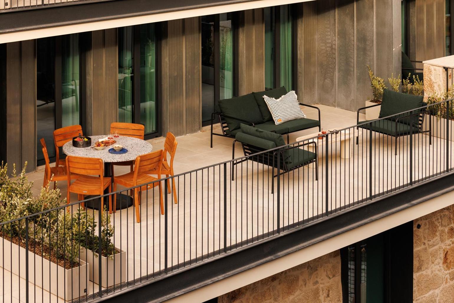 The Rebello Hotel & Spa - Small Luxury Hotels Of The World Vila Nova de Gaia Exterior photo A balcony