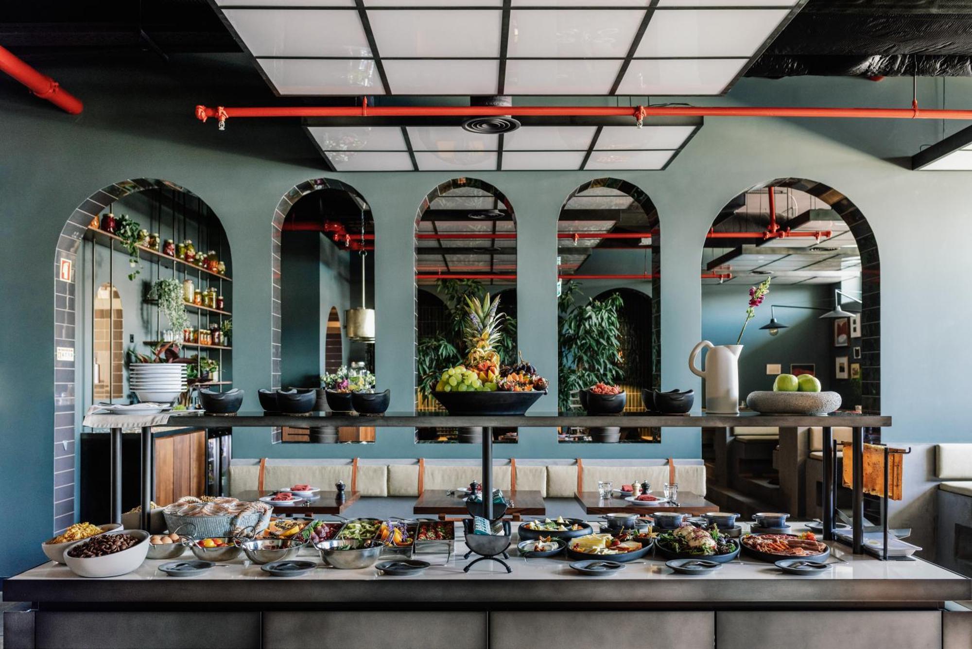 The Rebello Hotel & Spa - Small Luxury Hotels Of The World Vila Nova de Gaia Exterior photo The kitchen at the restaurant