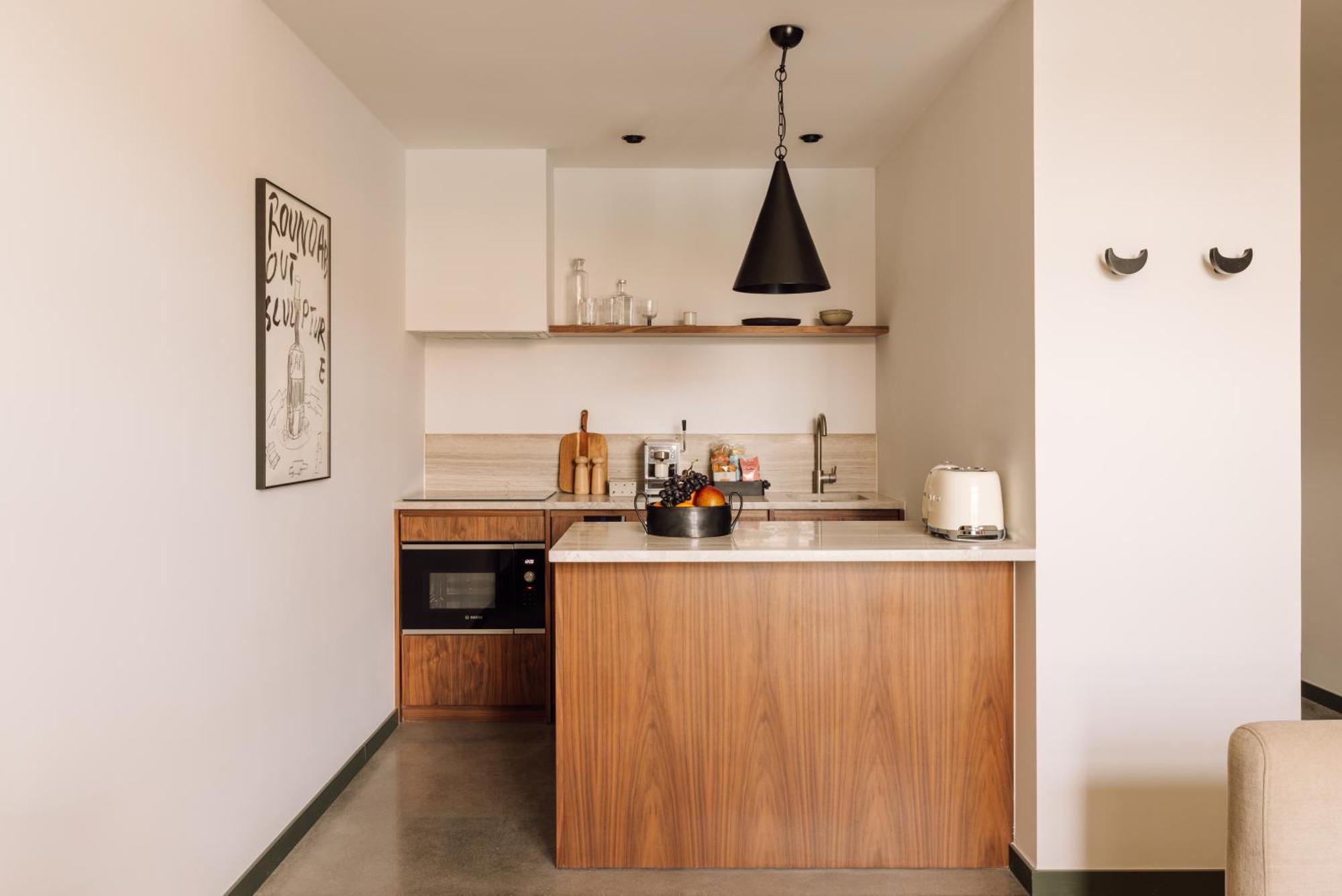 The Rebello Hotel & Spa - Small Luxury Hotels Of The World Vila Nova de Gaia Exterior photo A kitchen in a micro apartment